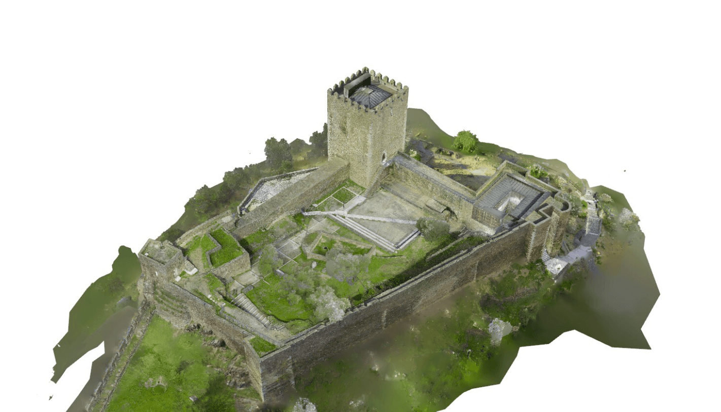 The image shows a 3D reconstruction of Mértola Castle.